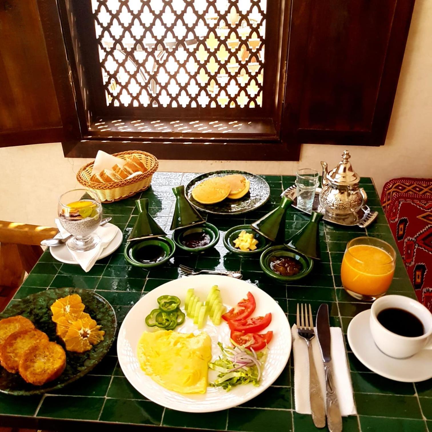 Alrashid Marrakech Hotel มาร์ราเกช ภายนอก รูปภาพ